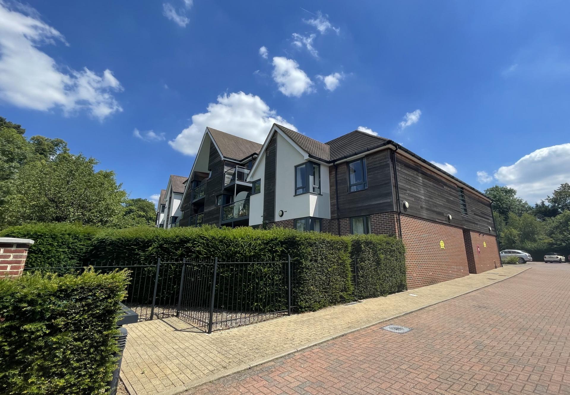 Mandeville Court, Darkes Lane, Potters Bar
