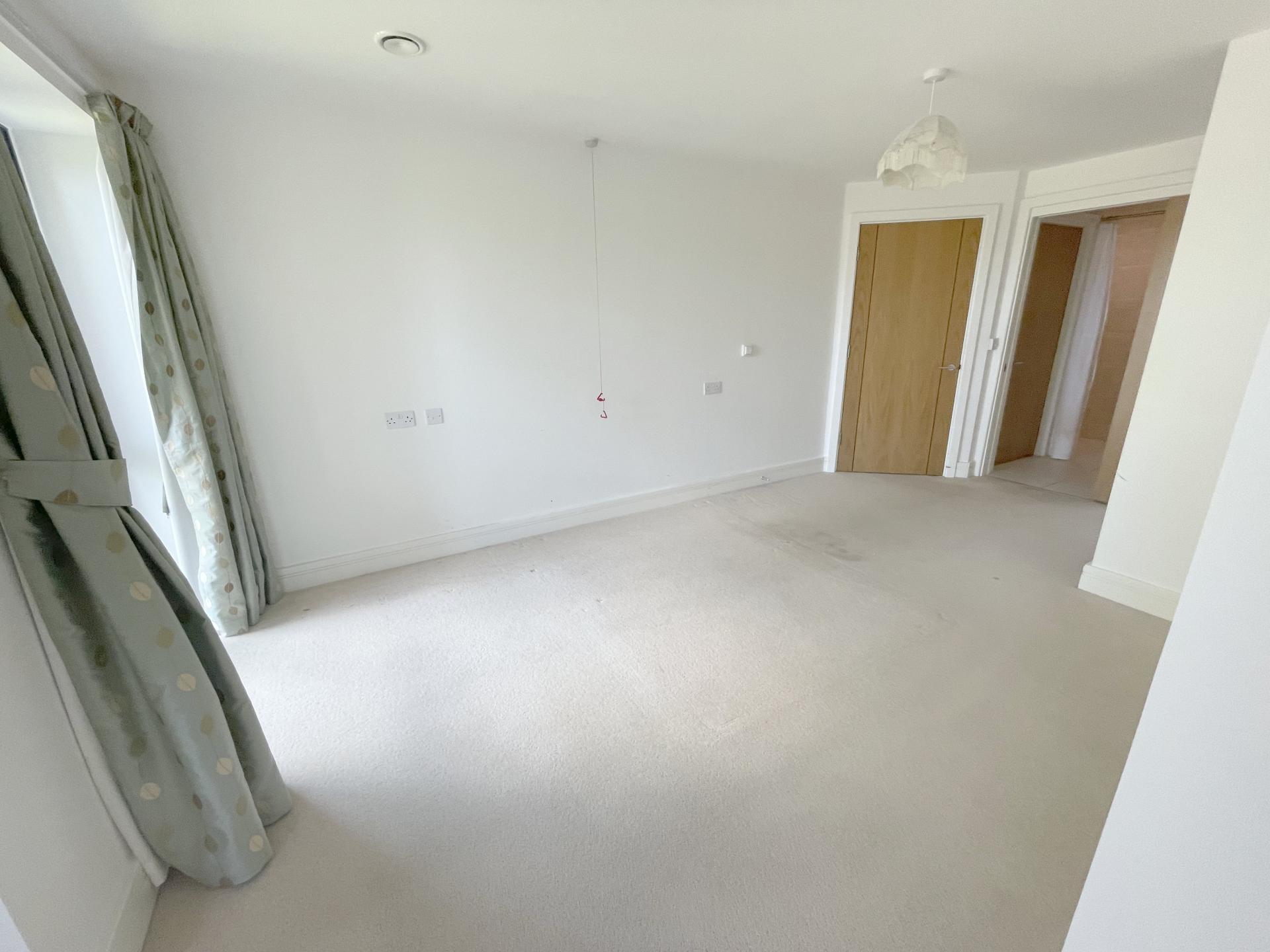 Mandeville Court, Darkes Lane, Potters Bar