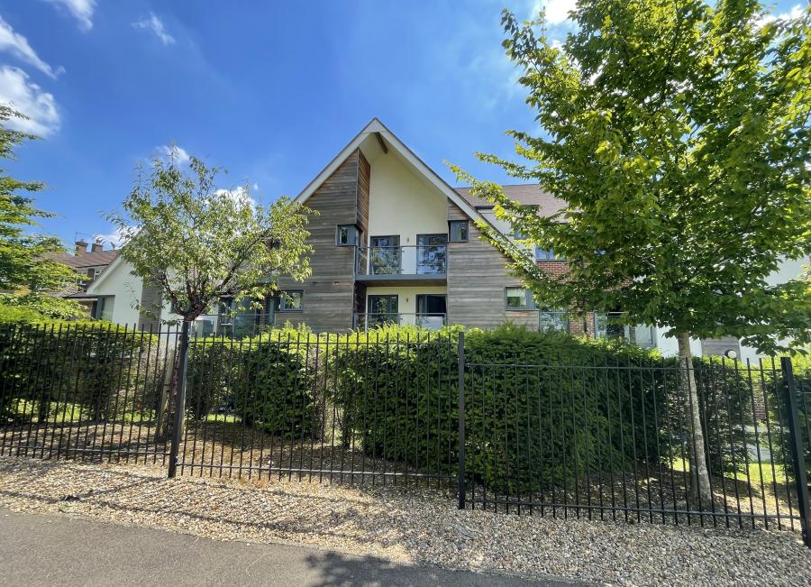 Mandeville Court, Darkes Lane, Potters Bar