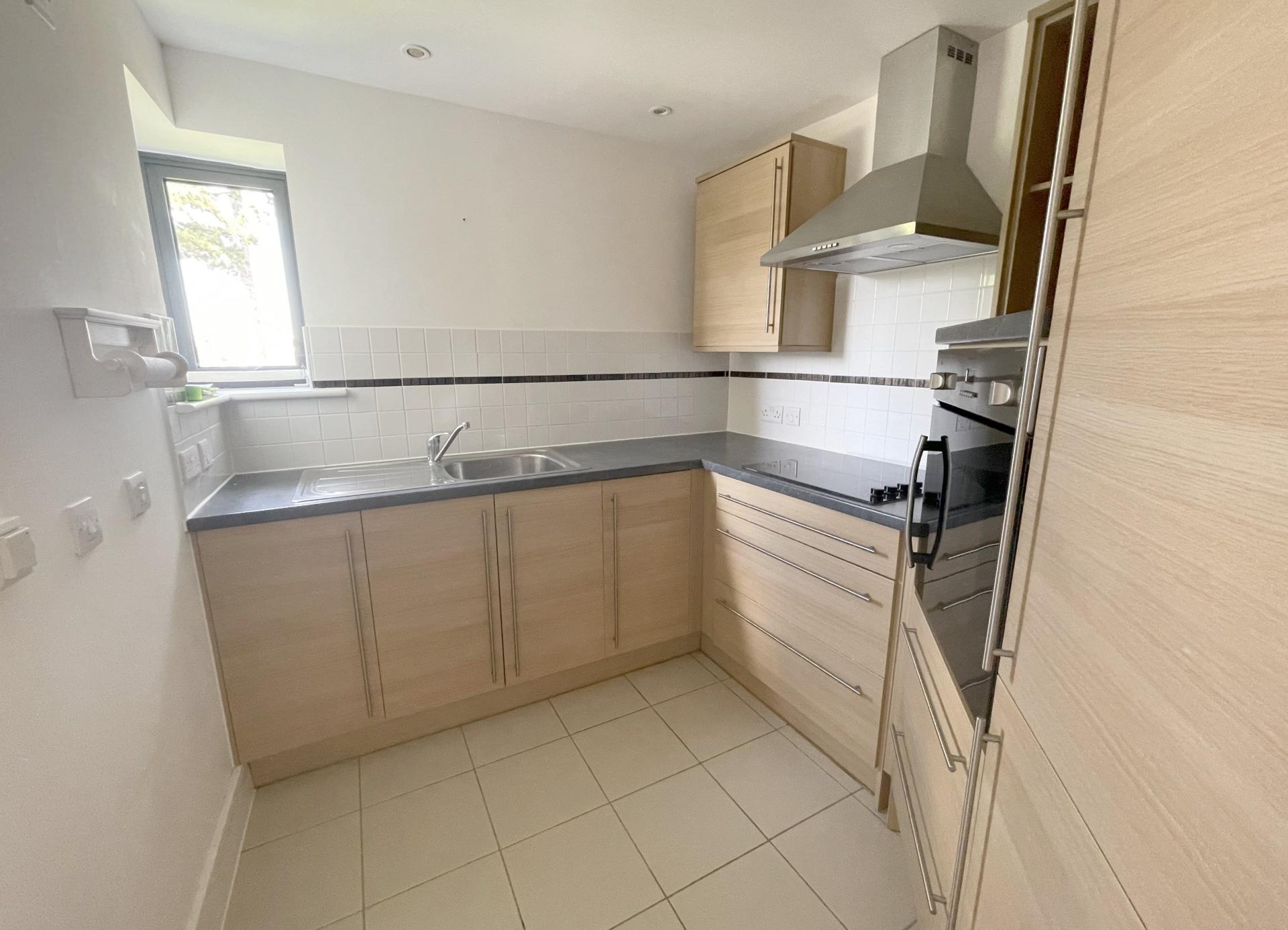 Mandeville Court, Darkes Lane, Potters Bar