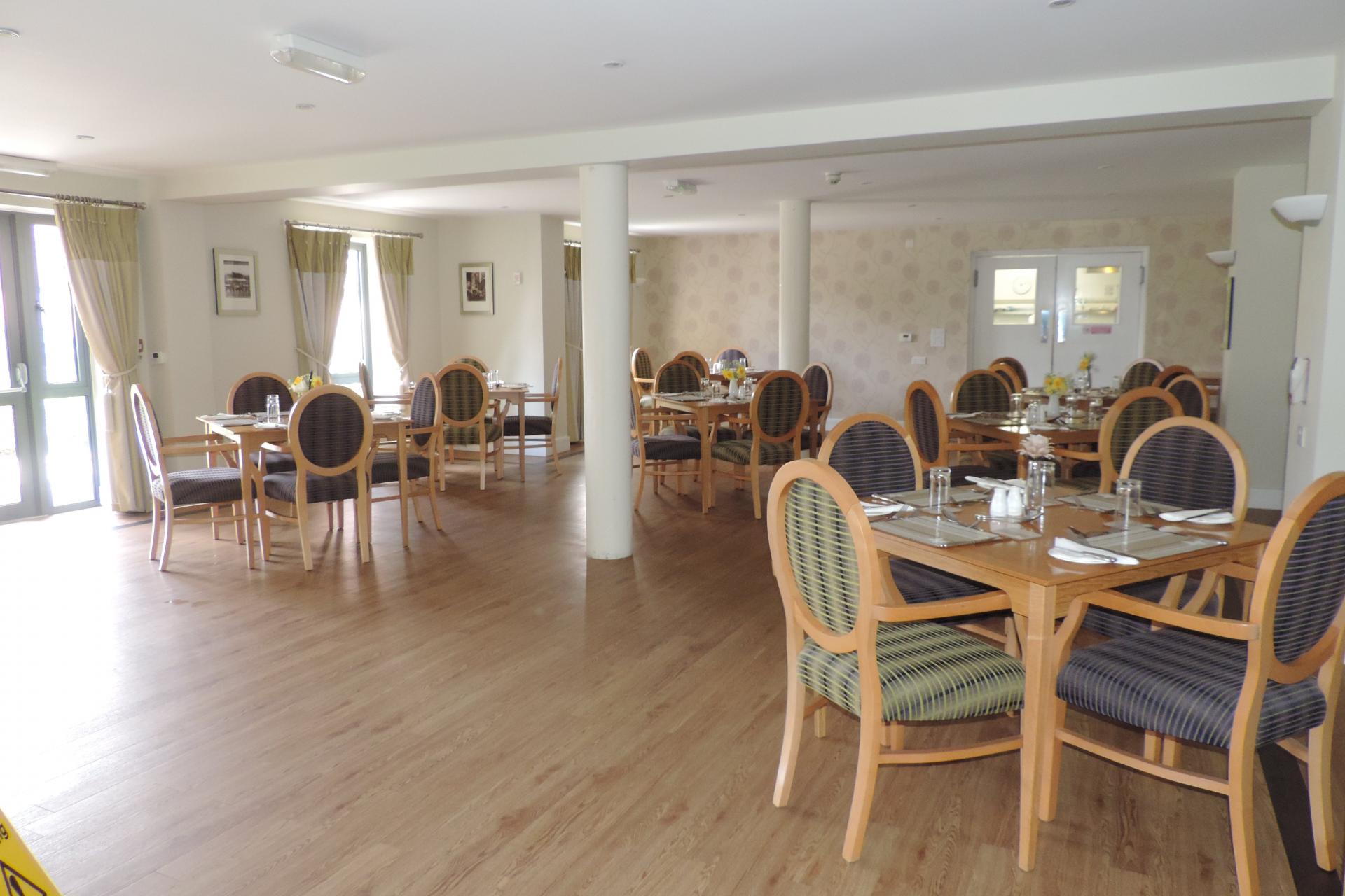 Mandeville Court, Darkes Lane, Potters Bar