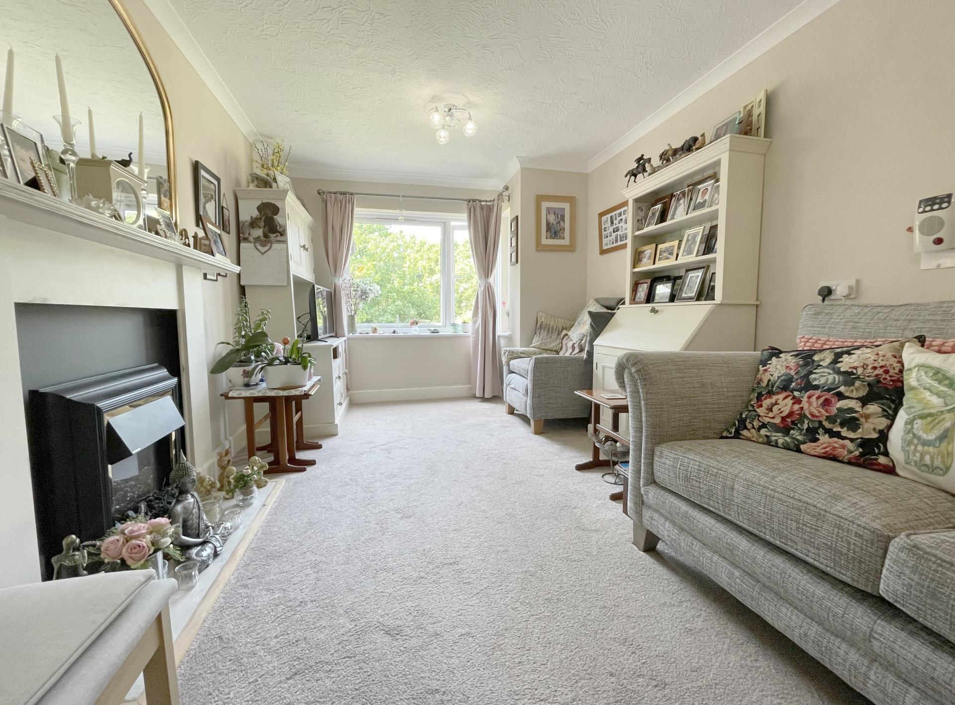 Hertford Mews, Billy Lows Lane, Potters Bar