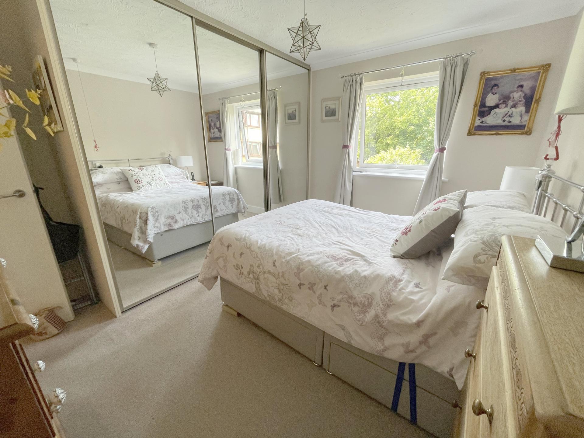 Hertford Mews, Billy Lows Lane, Potters Bar