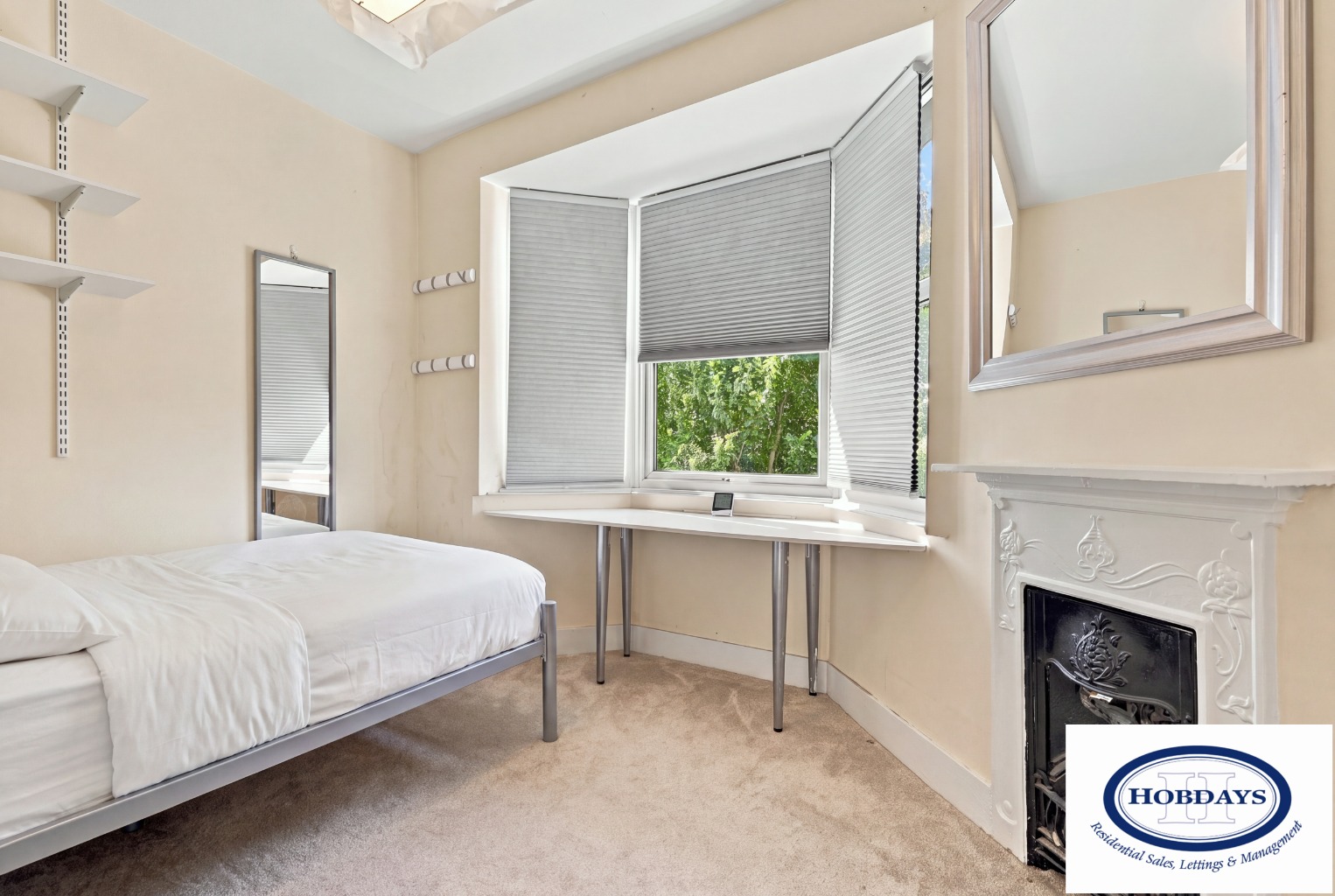 Hatfield Road, Potters Bar, Hertfordshire, EN6 1HT