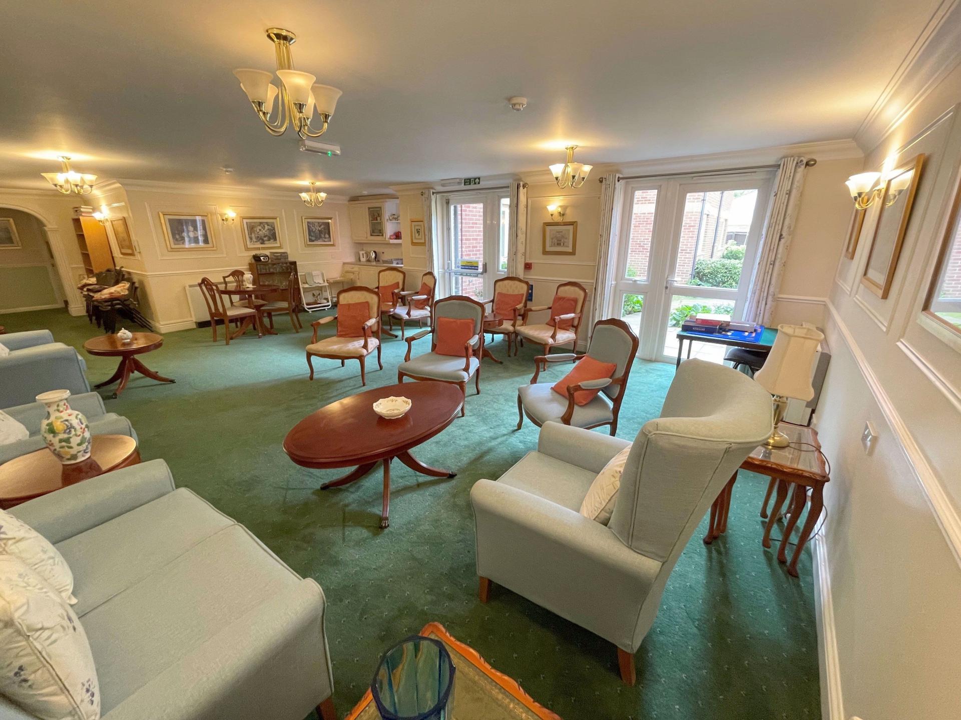 Hudsons Court, Darkes Lane, Potters Bar, Hertfordshire, EN6 1DH
