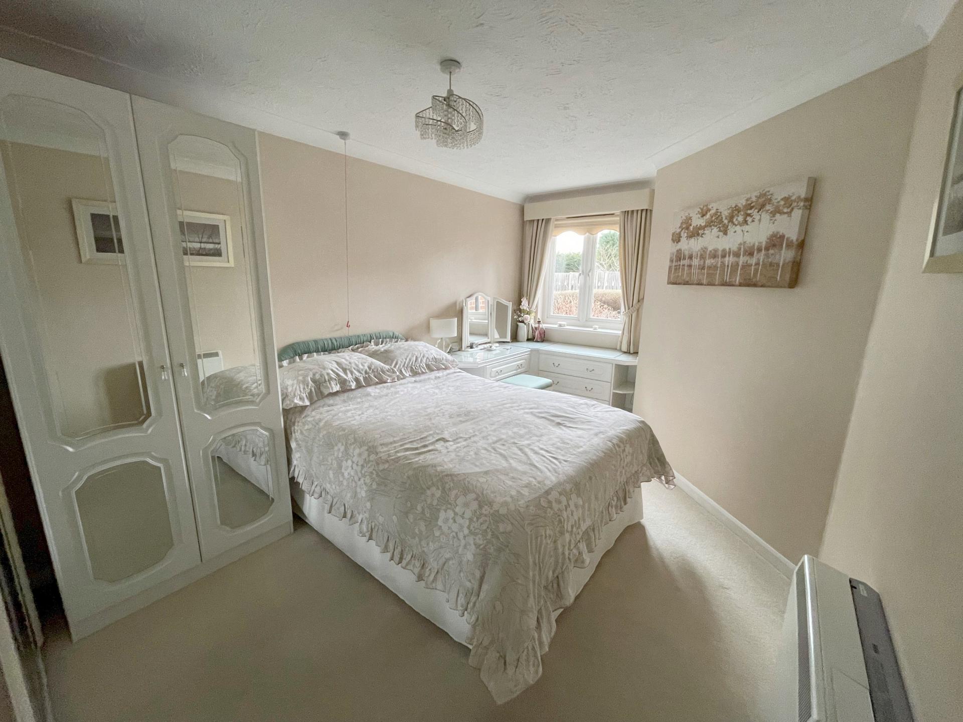 Hudsons Court, Darkes Lane, Potters Bar, Hertfordshire, EN6 1DH