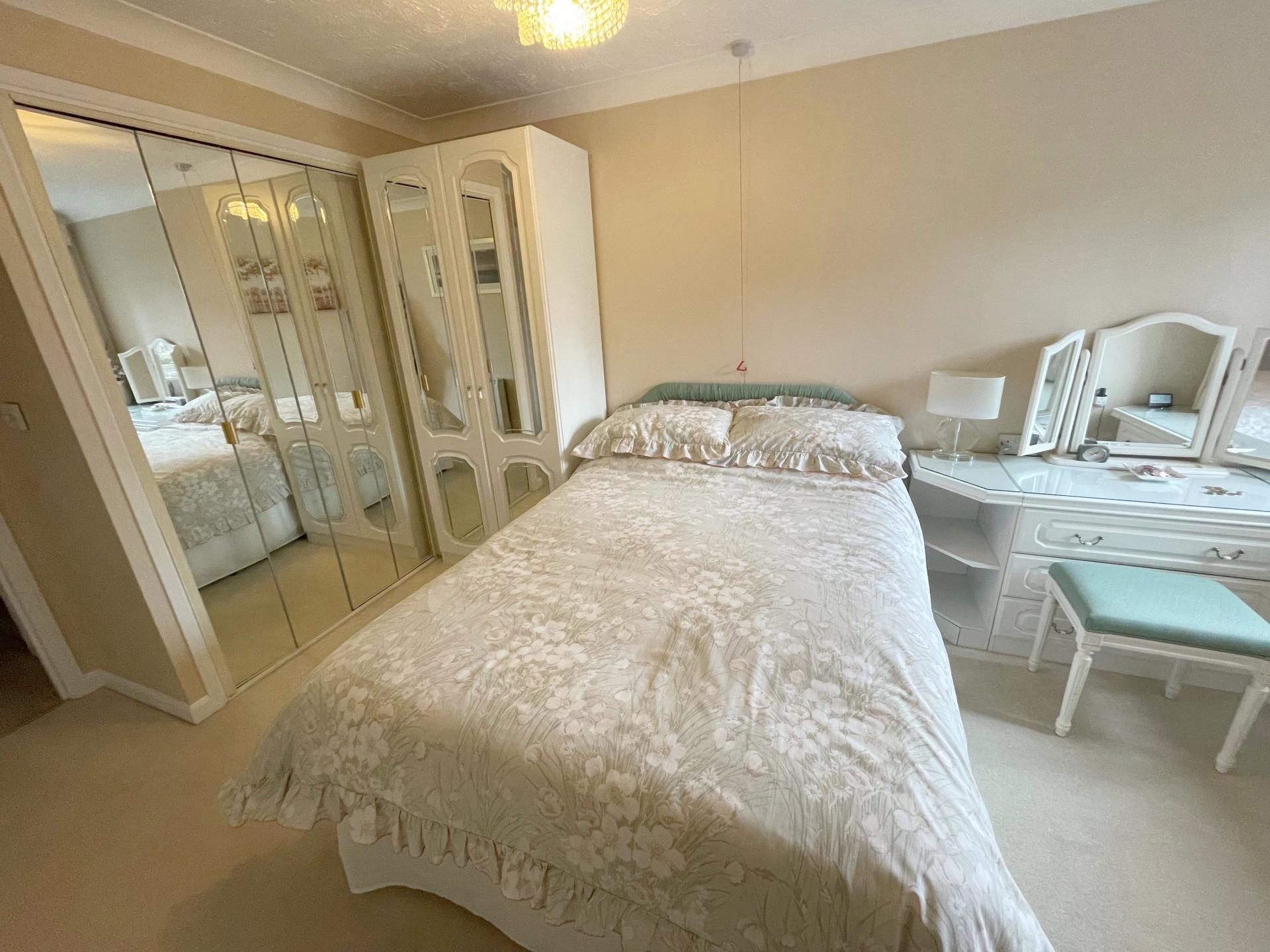 Hudsons Court, Darkes Lane, Potters Bar, Hertfordshire, EN6 1DH