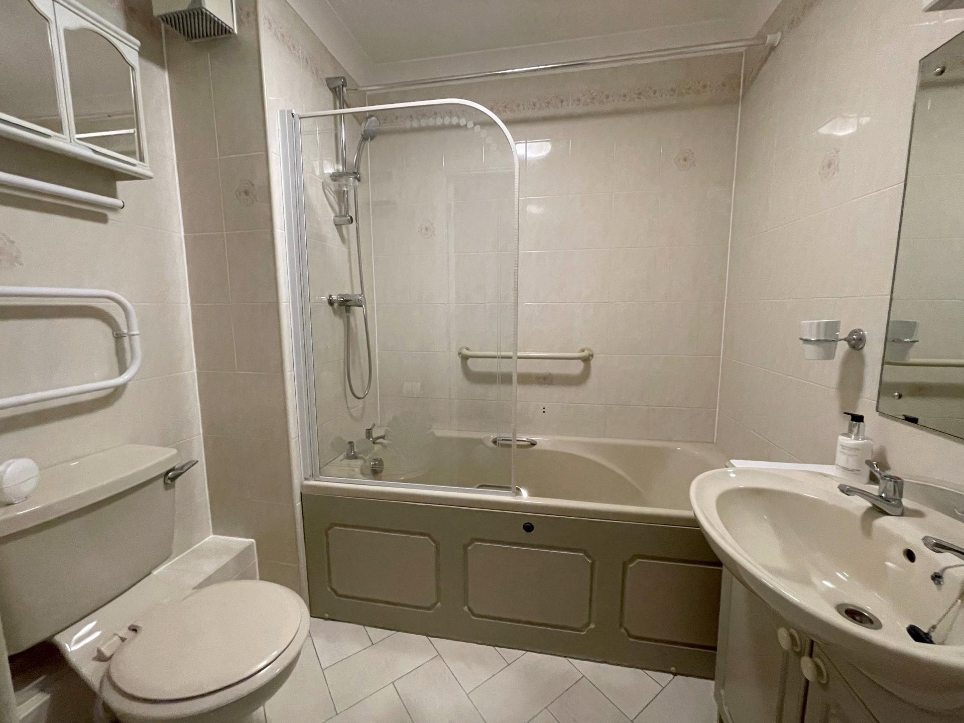 Hudsons Court, Darkes Lane, Potters Bar, Hertfordshire, EN6 1DH