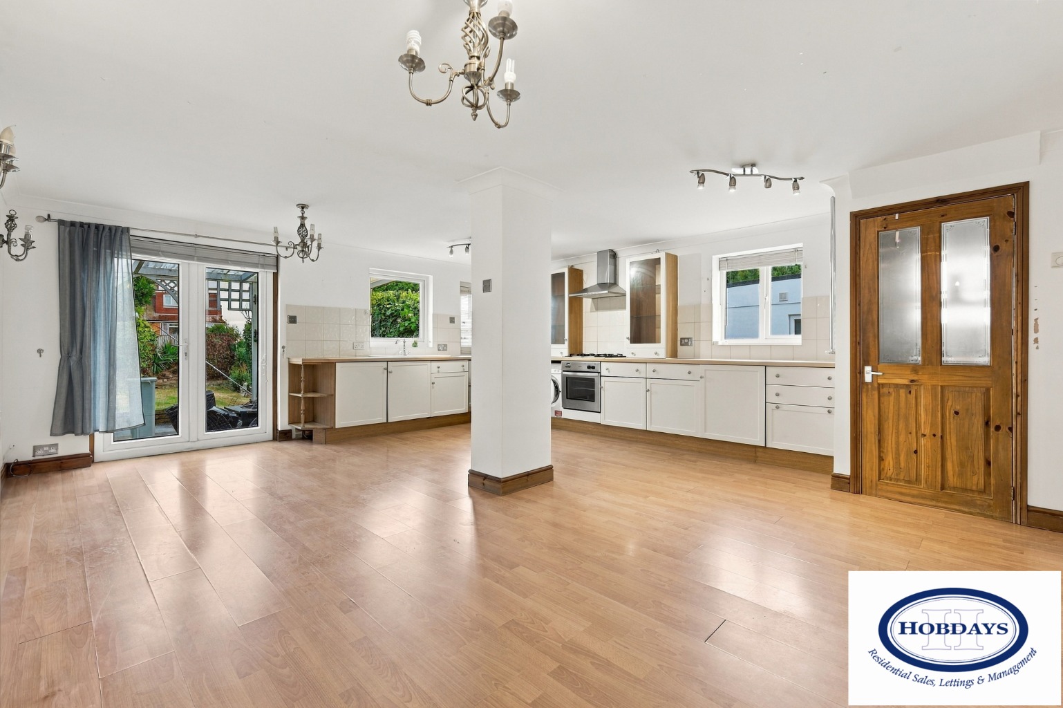 Shillitoe Avenue, Potters Bar, Hertfordshire, EN6 3HG