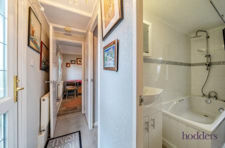 e2161e95-fec3-4ff...