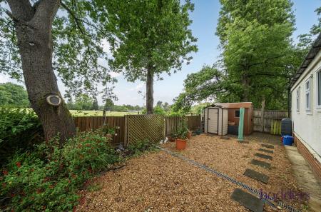 349e0b21-0c40-42d...