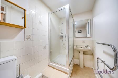 4ec508e7-837a-40a...