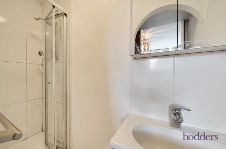 e38a6b44-fbb9-411...