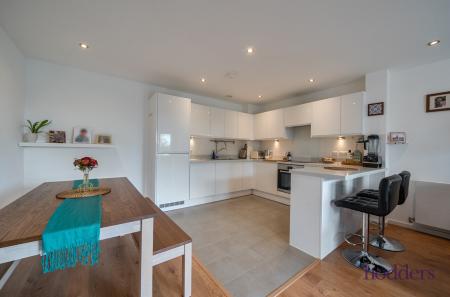 132b3b60-c3ed-457...