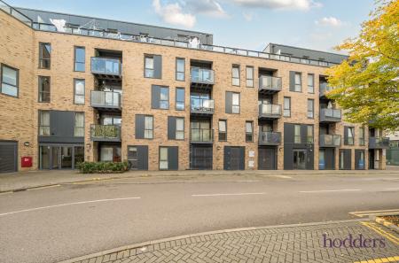 38ae20da-3e7b-4ed...