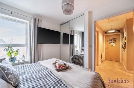 3b5a1d5c-d320-412...