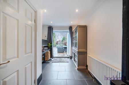 71b5f4fa-15b9-415...