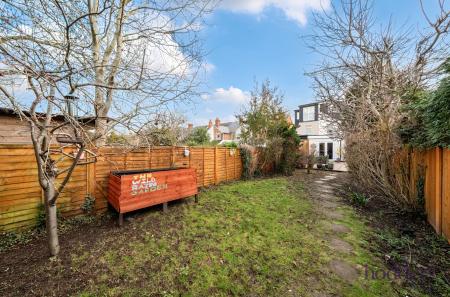 713d0916-07cb-47e...