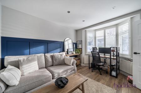 c2a68650-b5cc-42e...