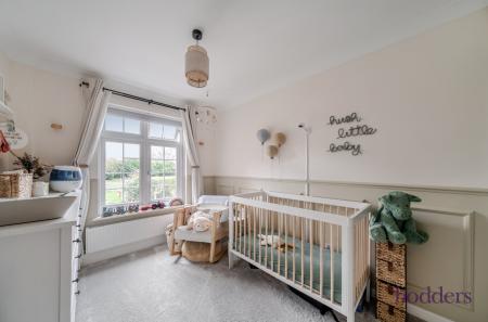 1e9aeeac-a94c-48a...