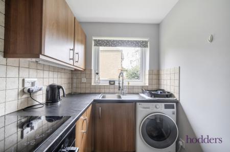 fdb76cc6-46e1-464...