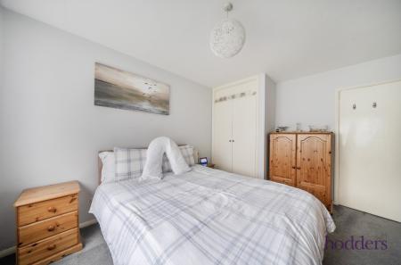 b252ef50-10a6-470...