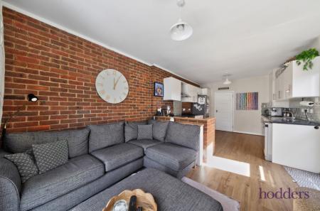 b6c2aa21-9d29-44d...