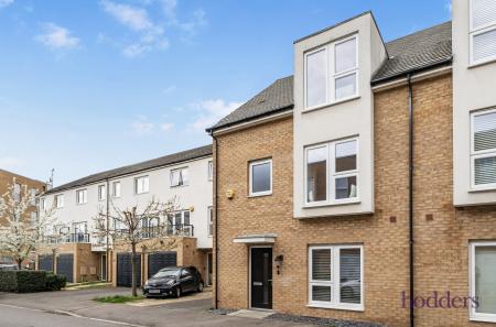 4695d163-4b63-485...