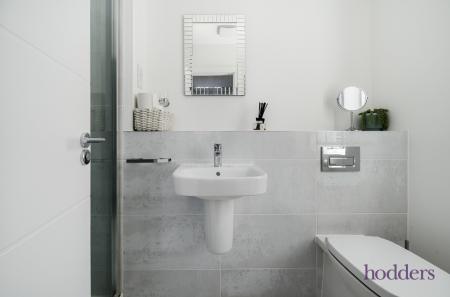 dde6d229-45b1-4db...