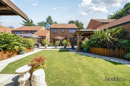 3ff27030-1aca-468...