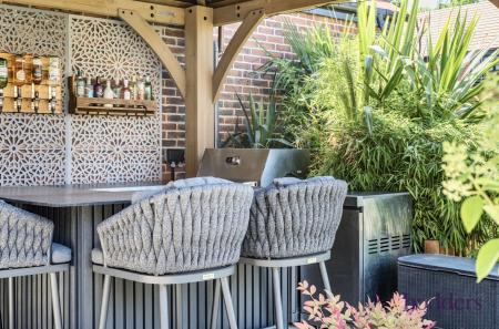 2e04f027-3ca9-4e3...