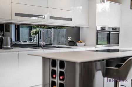 249b0d87-1432-4bb...