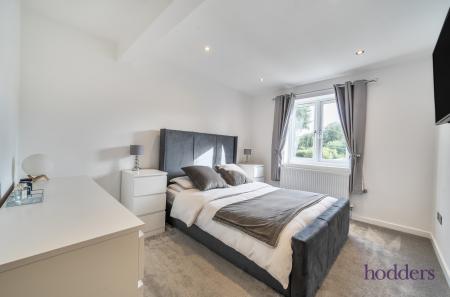 062e3e85-a44a-4e1...