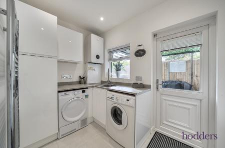 a0871bde-f881-46f...