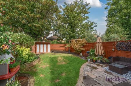 0bfe46b9-e59e-409...