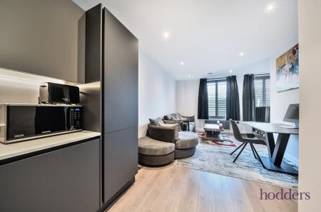 b637df0d-3bee-4bb...