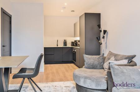 e9651143-a258-495...