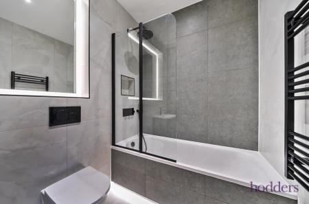 e38e97d2-13d9-499...