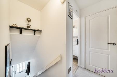 93e458c2-a011-413...