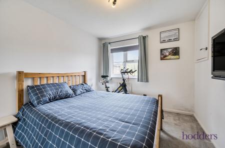 e84ee5fc-836a-404...