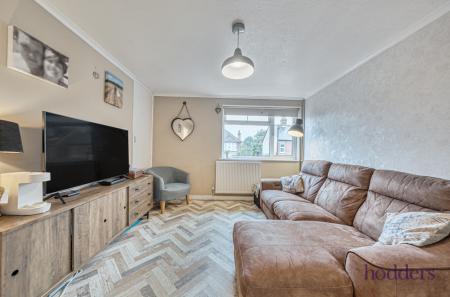 2056a9db-dcaa-4b5...