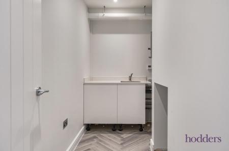 01f23bb3-f48f-45b...