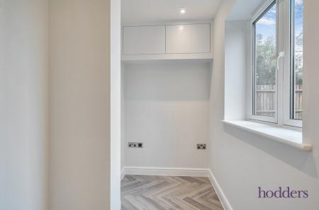 67e5421b-f72b-4b3...