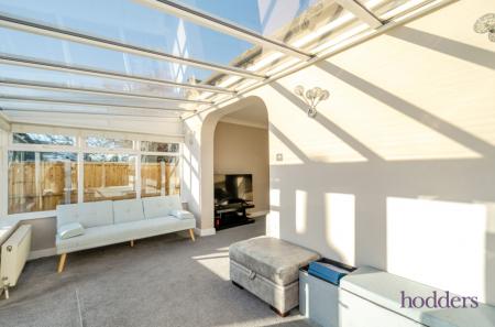 9ae0c682-2b5b-44c...