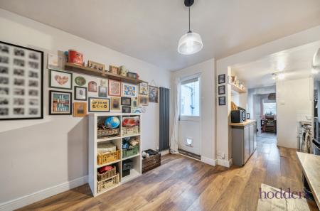 3d3b6dc2-2dc0-4d6...