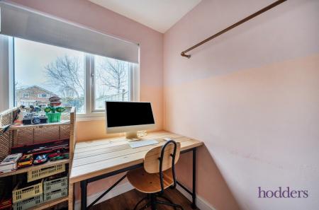 e9071f85-6bde-417...