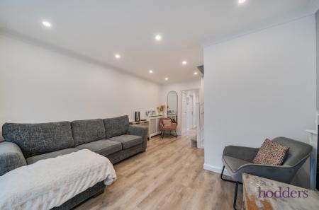 05c3072b-bbd0-404...