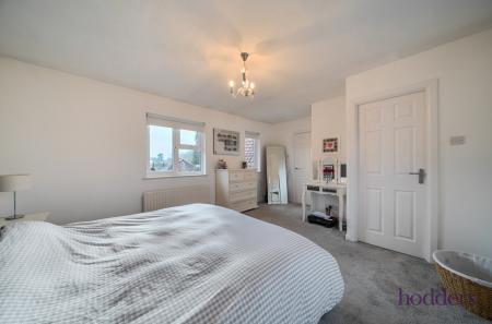 b803171a-5554-4c4...