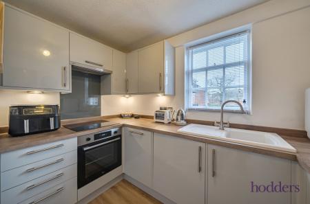 bb7428bb-4d6d-43a...