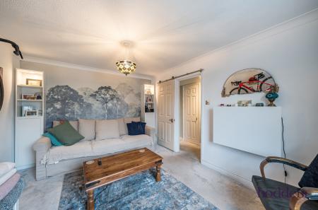 d28e2d37-2f38-4b2...